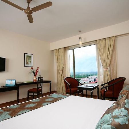 Hotel Oh Biz Premier At Leonia Hyderabad Esterno foto