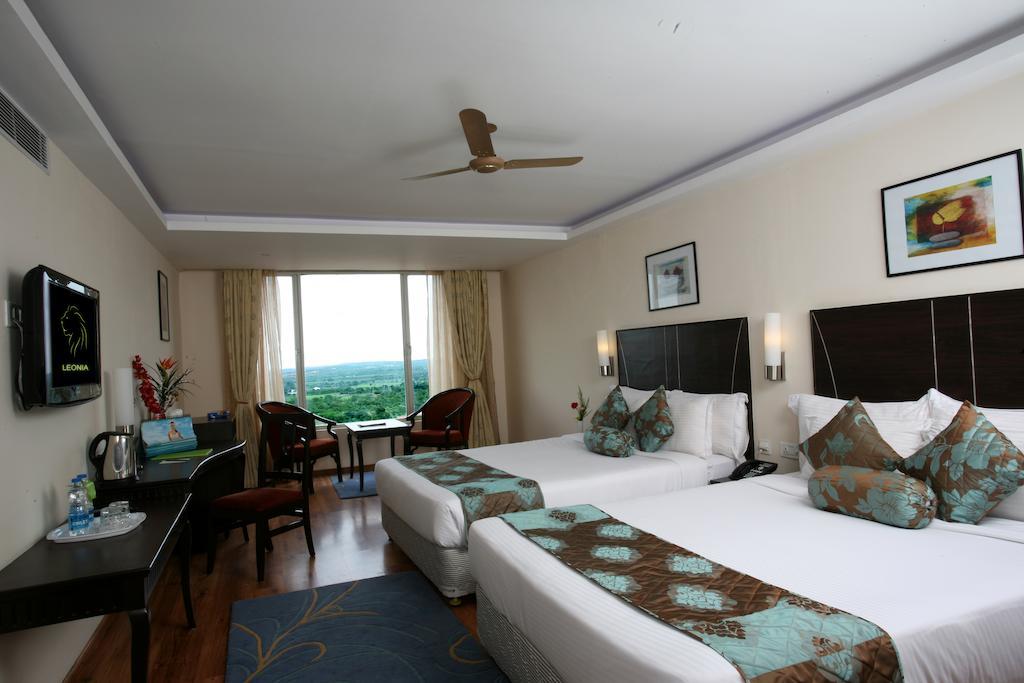 Hotel Oh Biz Premier At Leonia Hyderabad Esterno foto