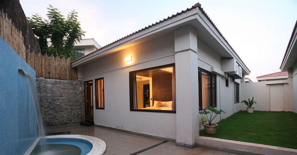 Hotel Oh Biz Premier At Leonia Hyderabad Esterno foto
