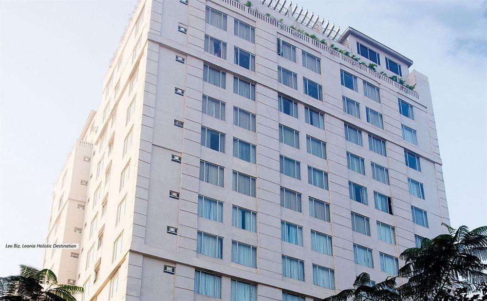 Hotel Oh Biz Premier At Leonia Hyderabad Esterno foto