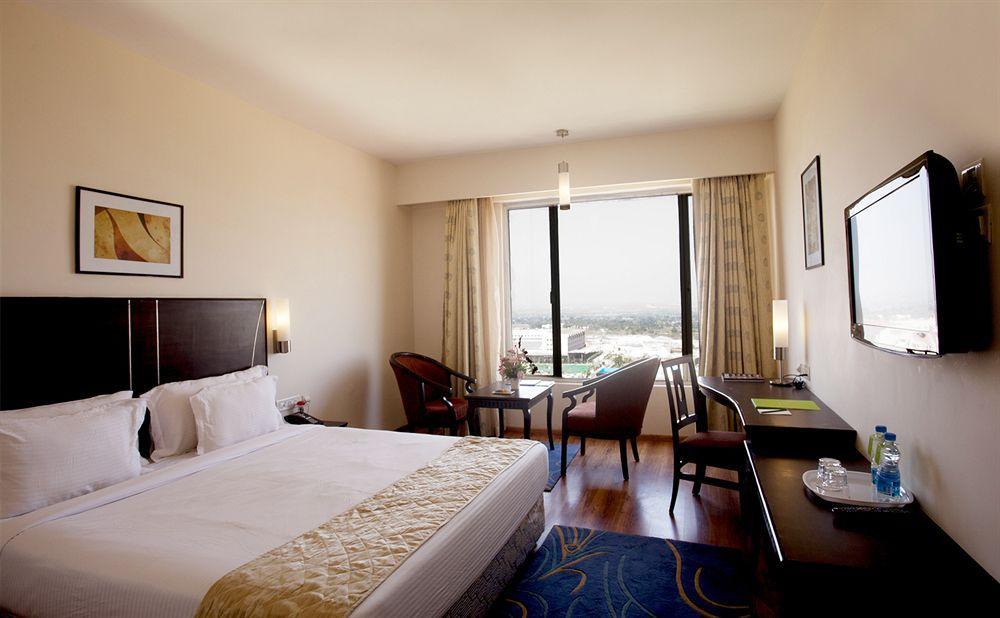 Hotel Oh Biz Premier At Leonia Hyderabad Esterno foto