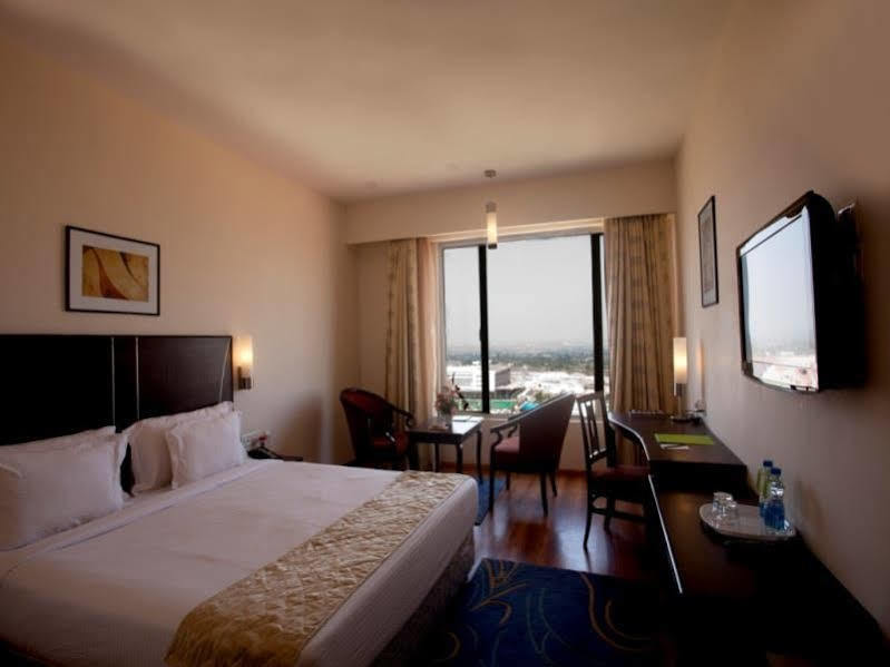 Hotel Oh Biz Premier At Leonia Hyderabad Esterno foto