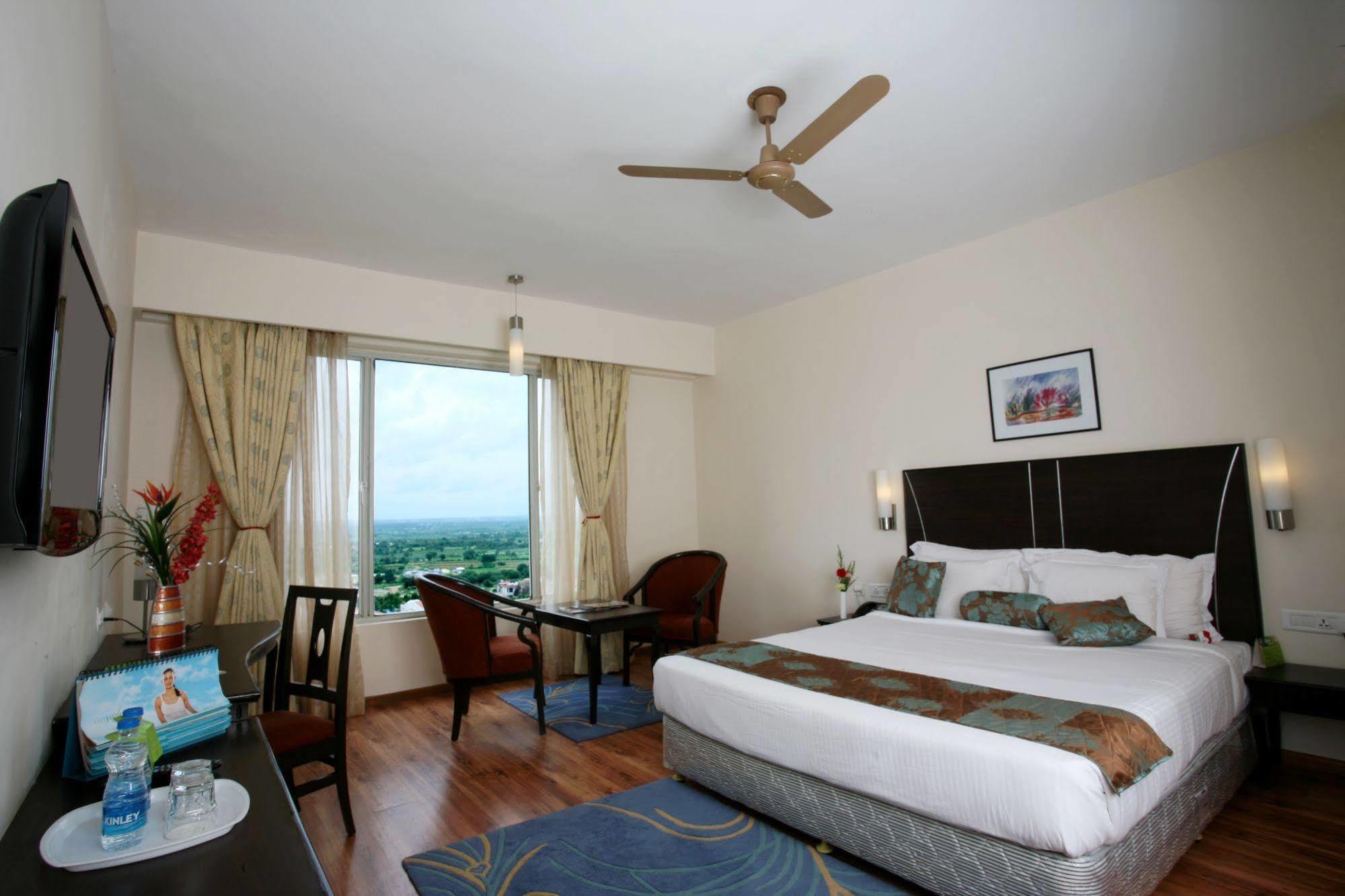 Hotel Oh Biz Premier At Leonia Hyderabad Esterno foto
